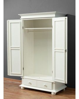 Teaser Foto Rustikaler Kleiderschrank Dielenschrank Fichte weiß gewachst